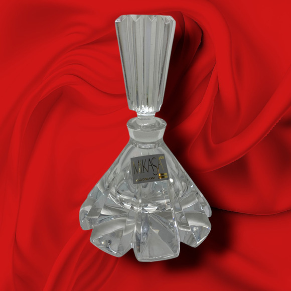 Vintage Mikasa Clear Crystal Perfume Bottle 5" Stopper Mint Condition Sticker - Picture 1 of 7